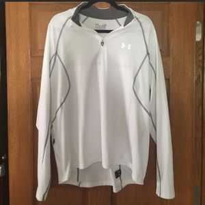 Under Armour White 1/4 zip Size L